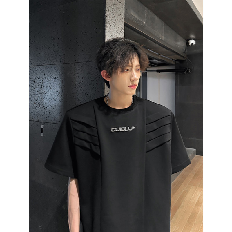 Cleanfit纹解构垫肩短袖布客行