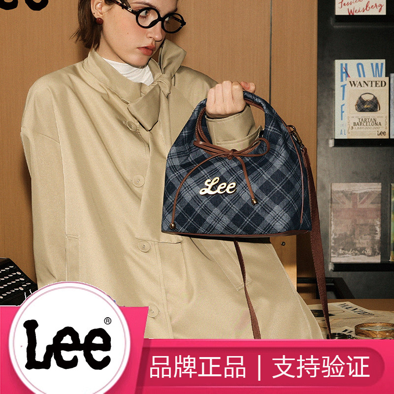 Lee秋冬女格纹条纹斜挎包三角包英伦风手提通勤单肩包