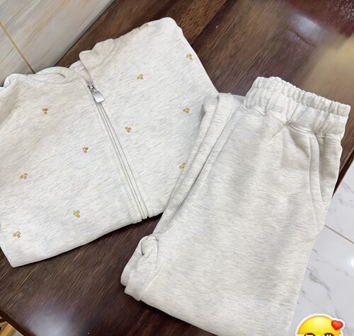 女童烫金樱桃春秋户外运动套装