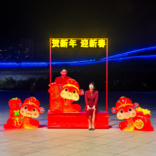 贺岁新年蛇吉祥物商场店铺小区售楼部春节发光雕塑美陈装饰大摆件