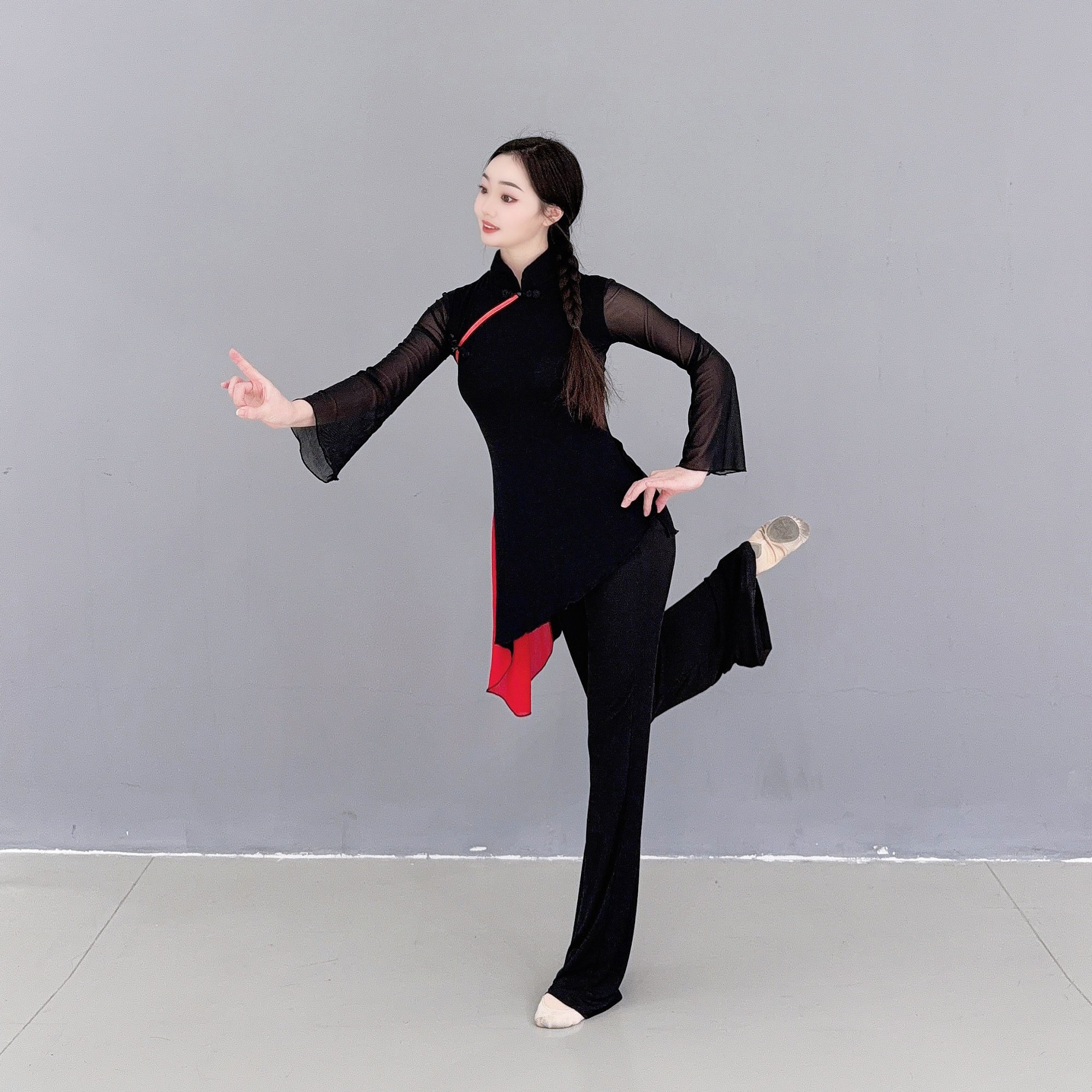 中式舞蹈服 古典舞演出服女黑色立领飘逸练功服现代舞舞蹈服装