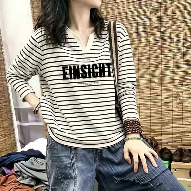 休闲百搭条纹长袖T恤女春秋冬宽松显瘦打底衫大码通勤V领纯棉上衣
