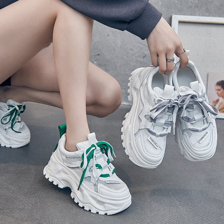 브랜드관에 외로워도 꿈의 동반자를 바라지 않는 사람이 있나요?