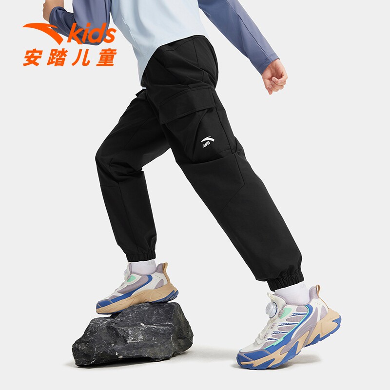 anta安踏儿童卫裤工装裤时尚运动裤春夏黑色长裤透气裤子