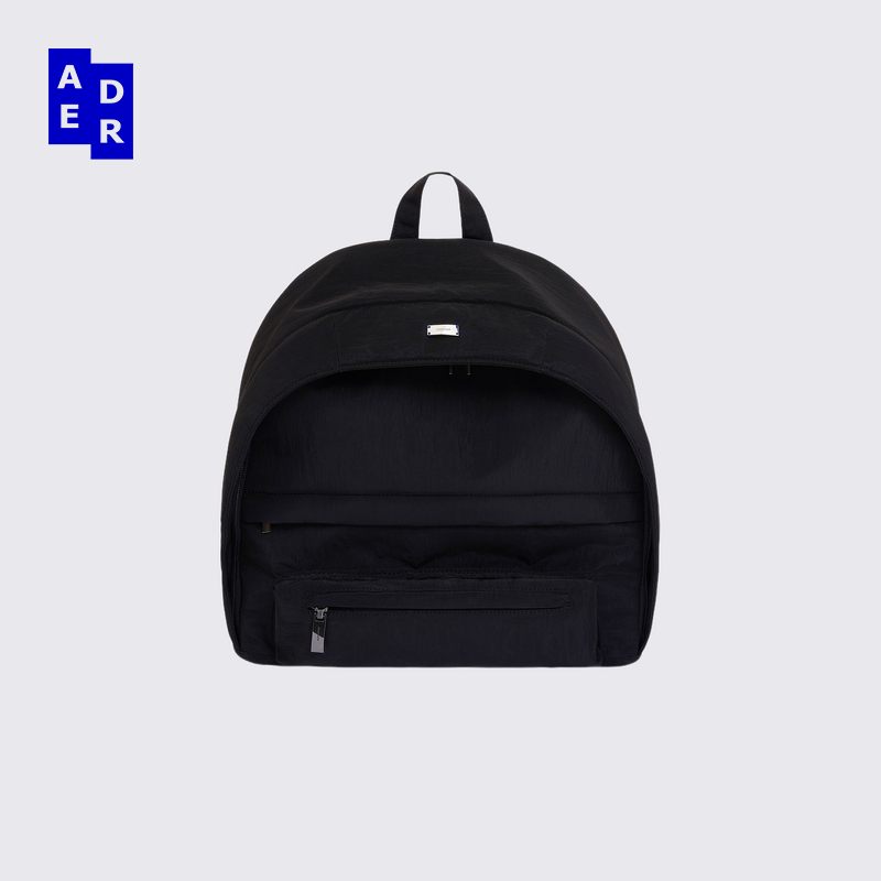 ADERERROR 24FW Etus Product. 90双肩包手工缝线金属标志装饰