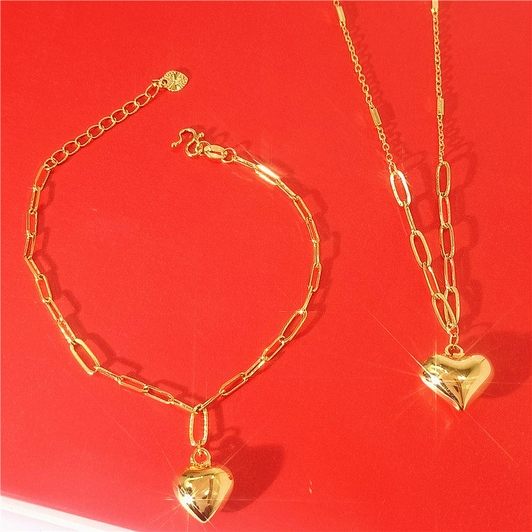 新款心动爱心桃心形立体女项链闺蜜项链简约甜美潮款