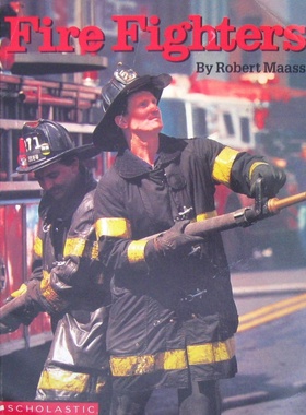 英语原版书FireFighters消防员职业启蒙绘本罗伯特马斯著学乐出版社出版适合36岁儿童阅读图文并茂展现消防员工作场景帮助孩子了