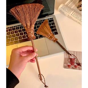 桌面迷你扫把小巧便携扫帚键盘清灰神器棕毛创意挂件缝隙清洁刷子