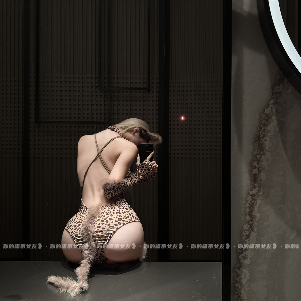 攻速美式辣妹豹纹连体衣性感制服