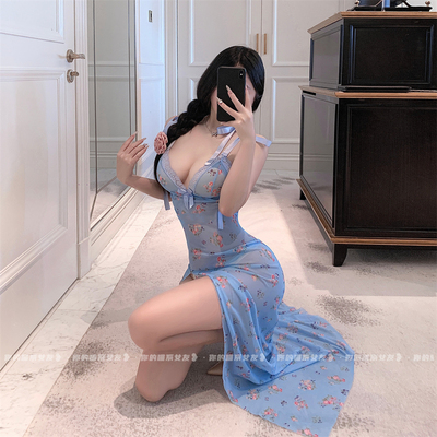 高开衩显腿长性感印花吊带连衣裙