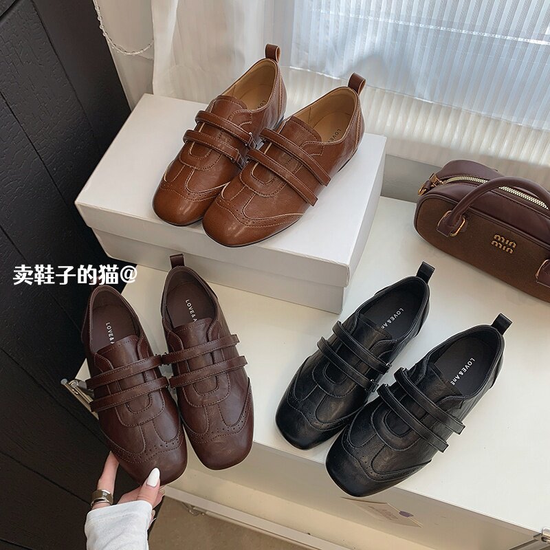 「卖鞋子的猫」玛丽珍鞋