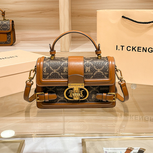 香港真皮包2024新款时尚爆款印花小方包美拉德风斜挎包单肩包包女