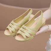 妈妈凉鞋 中老年中跟软底护士孕妇鞋 女夏2025新款 防滑中年平底凉鞋