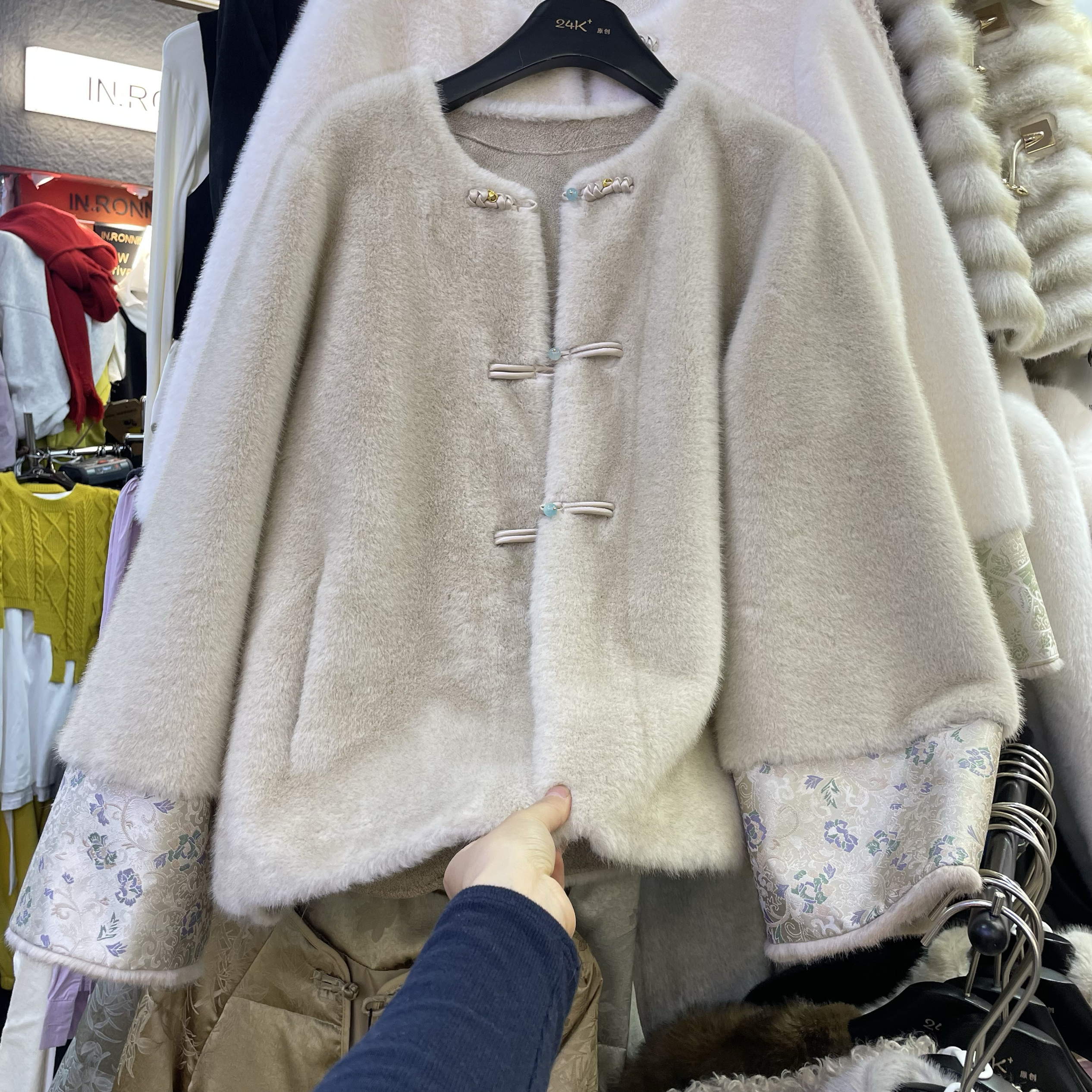 优雅国风皮毛一体皮草仿水貂毛大衣中式盘扣加厚毛毛外套冬年轻款