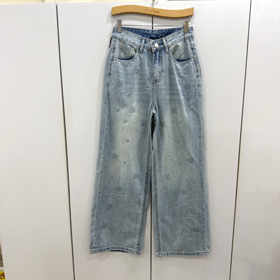 佐伊娜S92099欧洲站2026春高级感烫钻刺绣花百搭显瘦直筒牛仔裤女