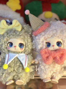 现货莉拉 LUCKY CAT毛绒搪胶限量版吊卡潮玩可爱公仔摆件挂件礼物