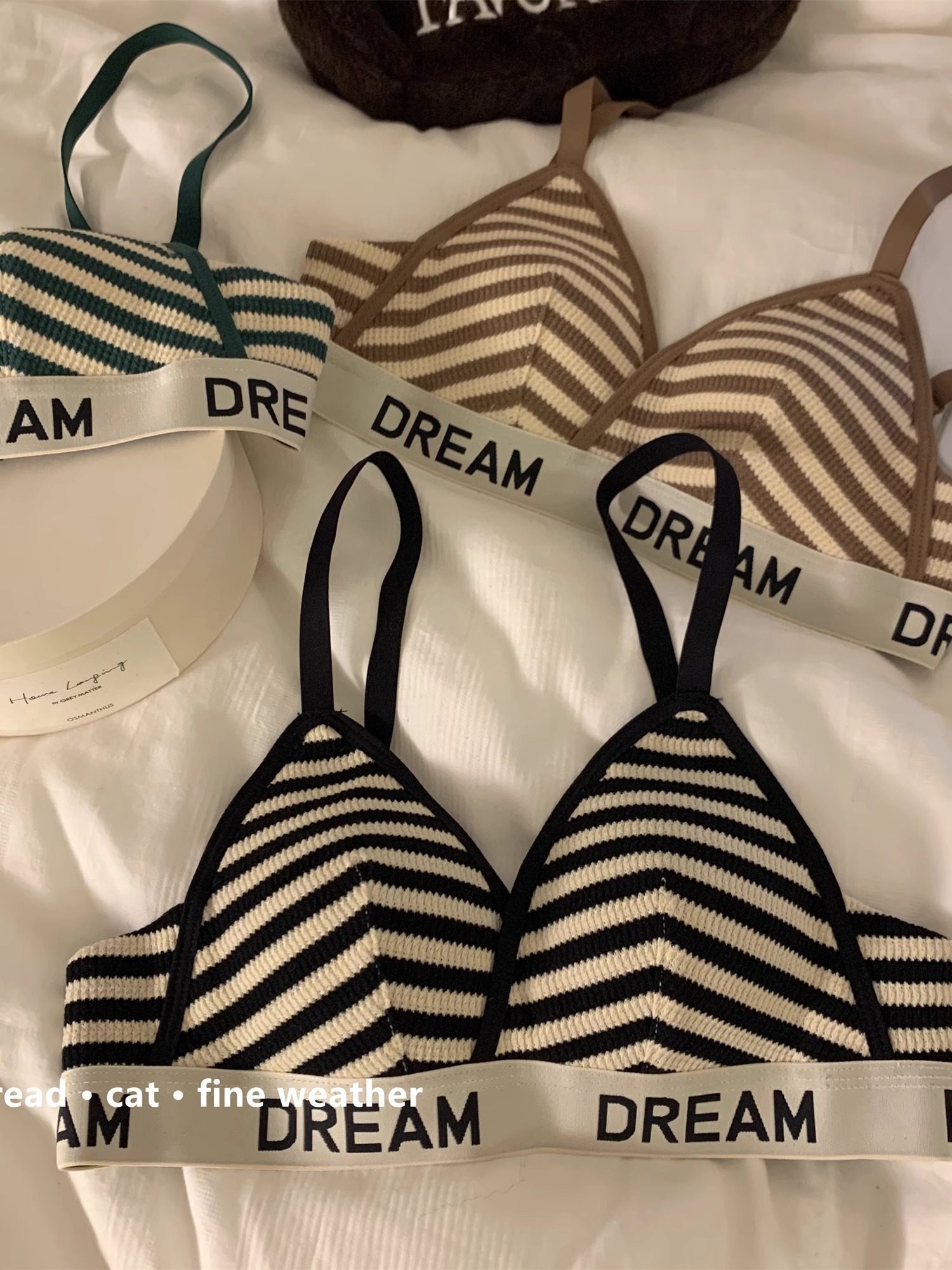 "美式辣妹”新品条纹无钢圈三角杯运动套装简约小胸聚拢女士内衣,女士内衣/男士内衣/家居服,文胸套装,淘宝优惠券,粉丝福利购,淘宝优惠卷