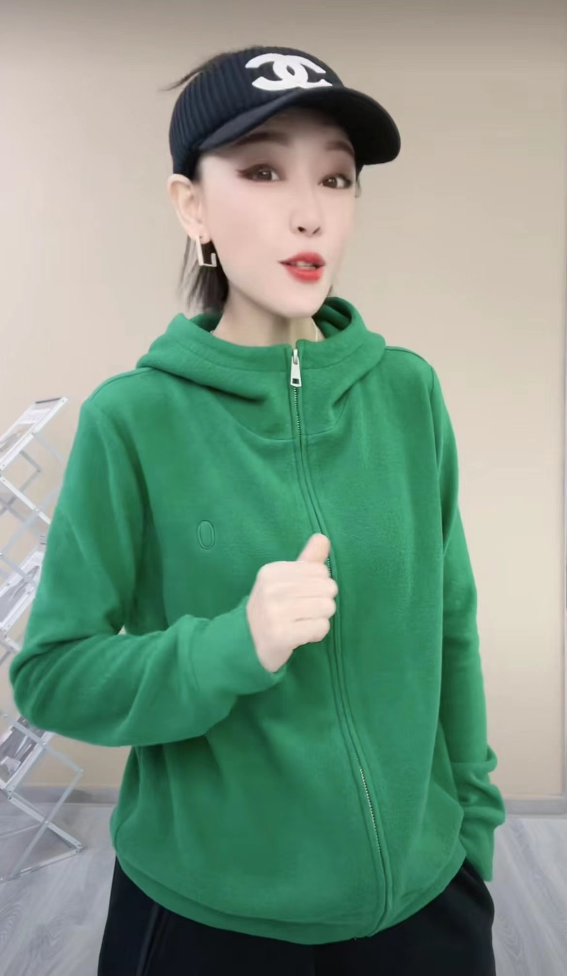 欧货双面德绒立领连帽拉链卫衣女新款刺绣Q加厚减龄百搭休闲外套