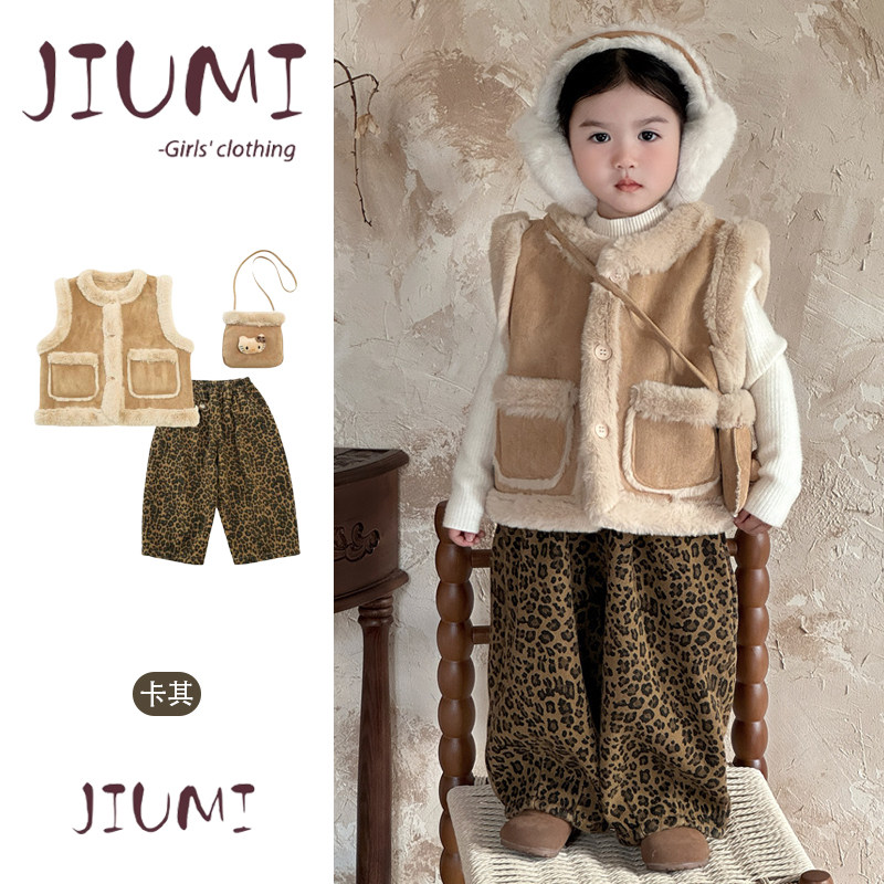 女童秋冬韩版休闲保暖套装宝宝麂皮马甲猫咪包刺绣爱心毛线衫套装