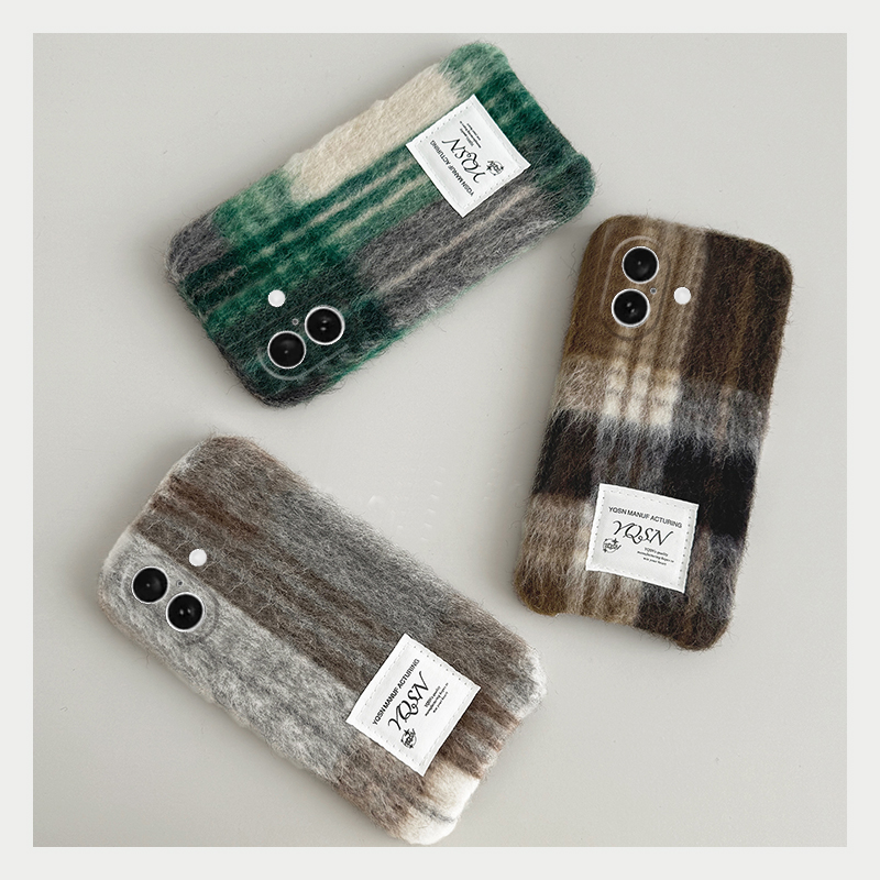 美拉德格纹适用苹果16pro手机壳iphone15复古14小众13绒布12毛茸茸11promax秋冬8plus冬天xr毛绒xsmax硅胶7p