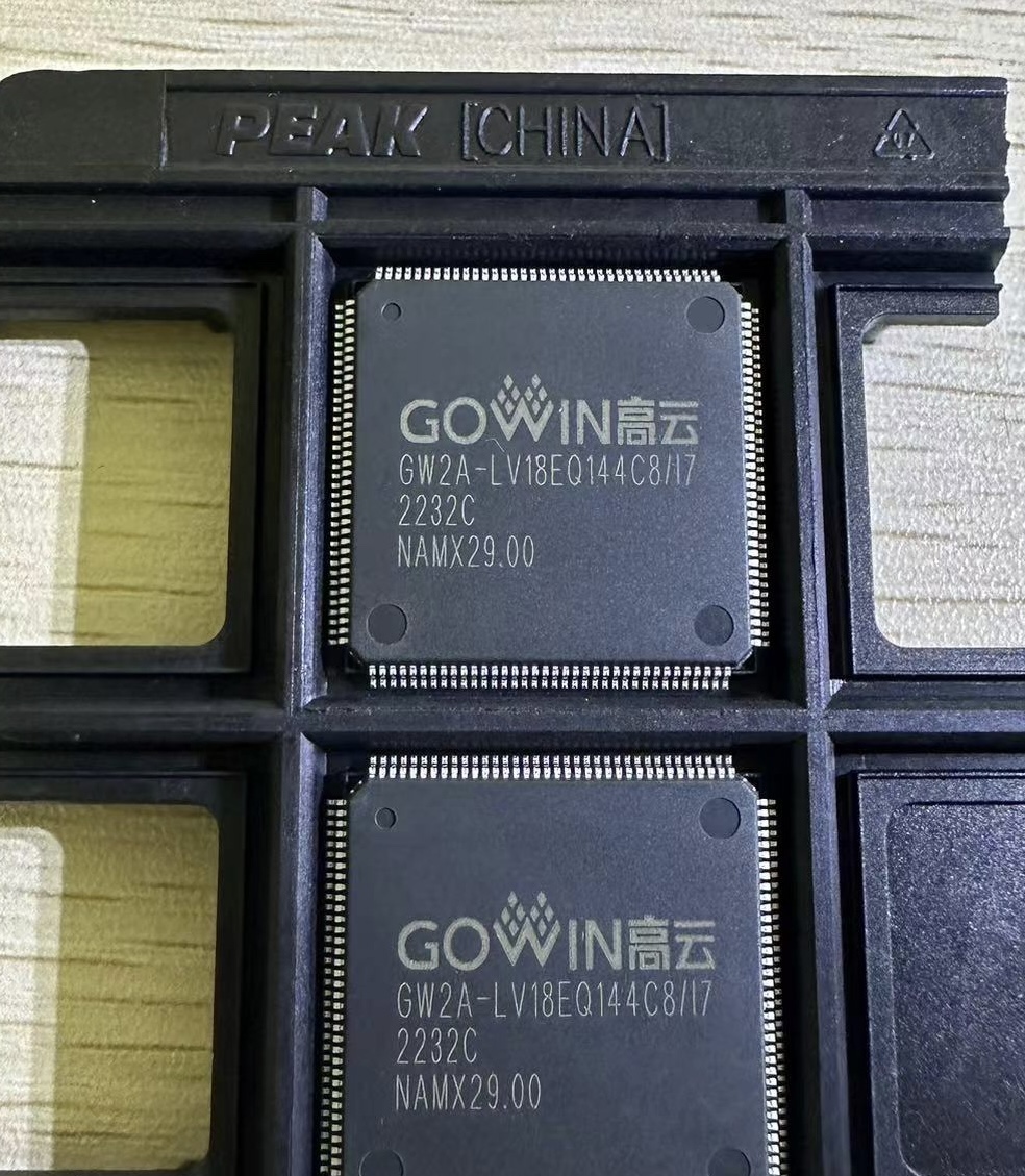 GW2A-LV18EQ144C8/I7封装LQFP144半导体Arora现场可编程门阵列