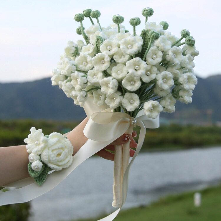 领证花束铃兰手捧花手工编织花束毛线diy材料包森系手腕花