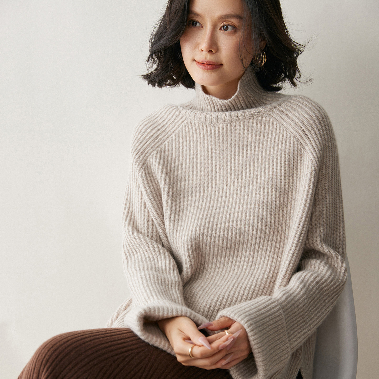 慵懒风~加厚开叉高领插肩针织毛衣女宽松百搭坑条山羊绒衫高智风