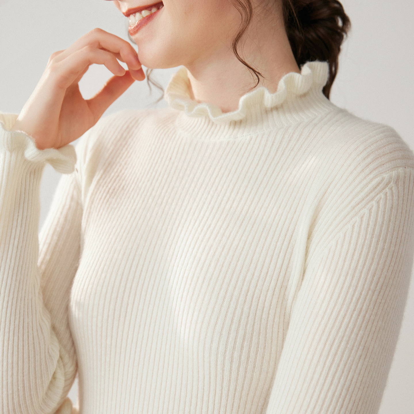 2025秋冬新款半高领山羊绒衫女