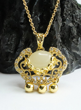 天然和田玉如意锁吊坠晴水玉石项链女士吉祥纳福礼物民族风饰品