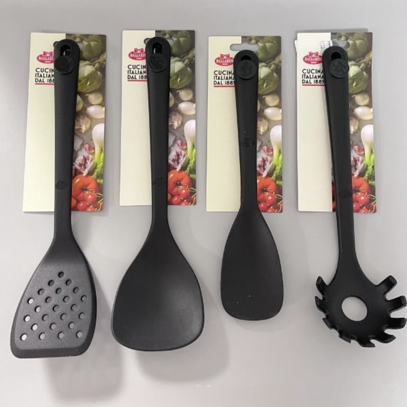 进口食品级材质高端硅胶铲