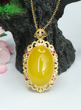 冰种鸡油黄玉髓吊坠鸽子蛋玛瑙项链女士款礼品气质简约大气饰品