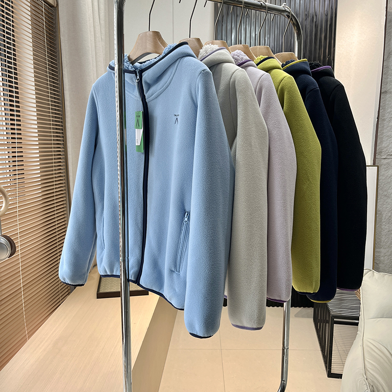 420g！秋冬户外加厚防风保暖羊羔绒抓绒衣连帽摇粒绒外套上衣女