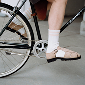 沙色德山商店限定款 SHOESILO HANS布雷克真皮牛皮凉鞋