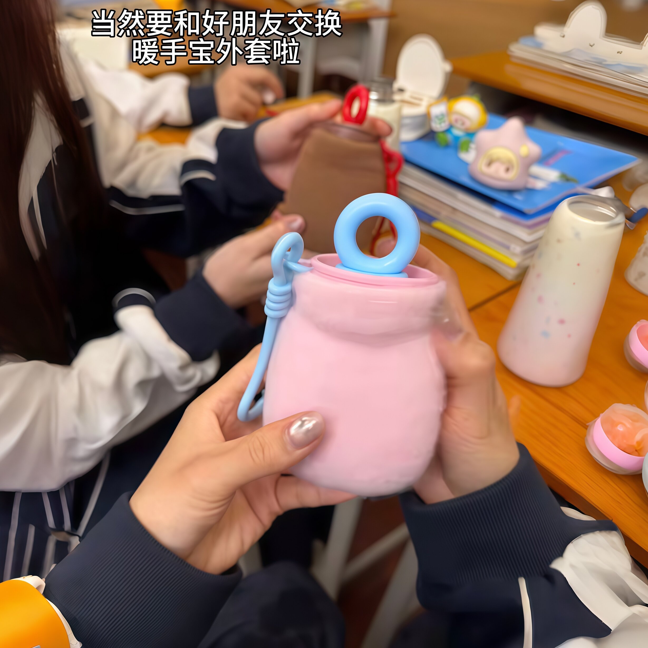 小号注水热水袋便携迷你毛绒暖手宝冬季学生上课随身防爆暖宝宝