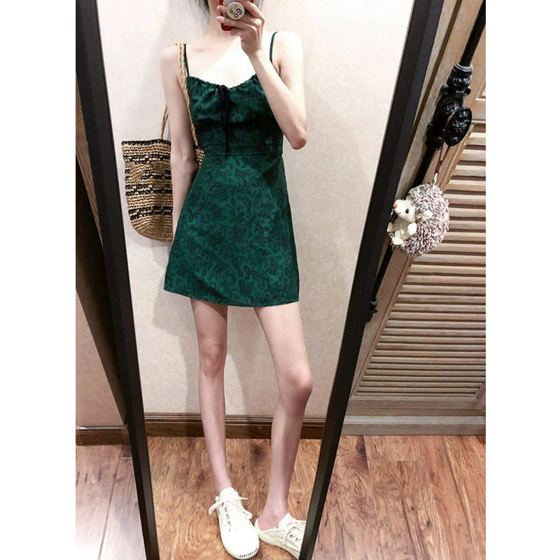 墨绿色复古碎花连衣裙女春夏法式高腰修身显瘦无袖吊带裙辣妹短裙