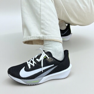 Nike Rival Fly 4 黑色 舒适防滑耐磨 低帮跑步鞋 男款FV6040-001