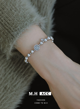 复古灰色珍珠手链轻奢精致时尚