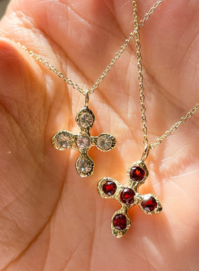 男女通用新品十字架吸血鬼万项链