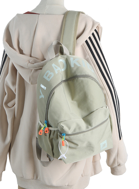 滨斯熊儿童书包新品双肩背包茶色休闲尼龙防水书包初中高中大学生