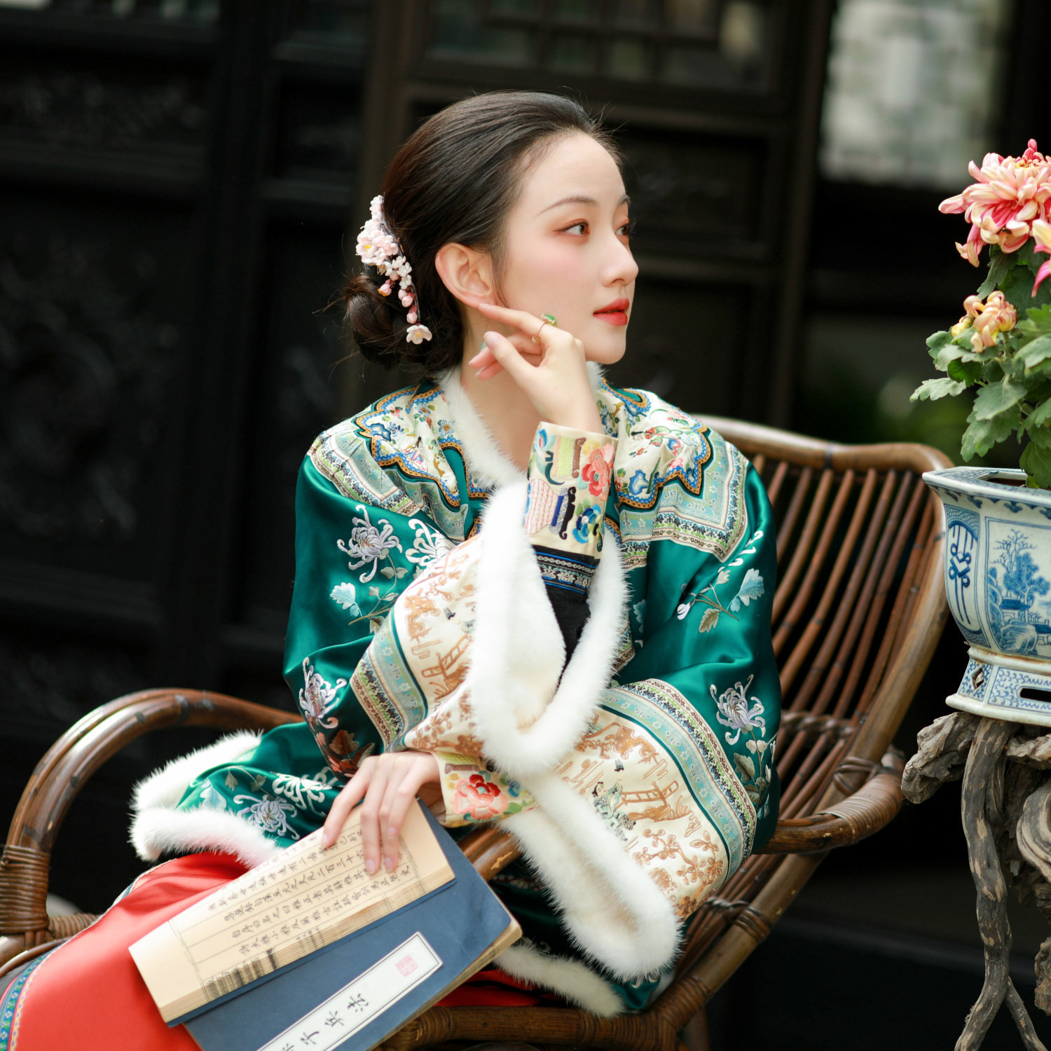 青罗缀璎丨一城风絮丨冬款重工刺绣花醋酸缎清代对襟袍褂加绒外套