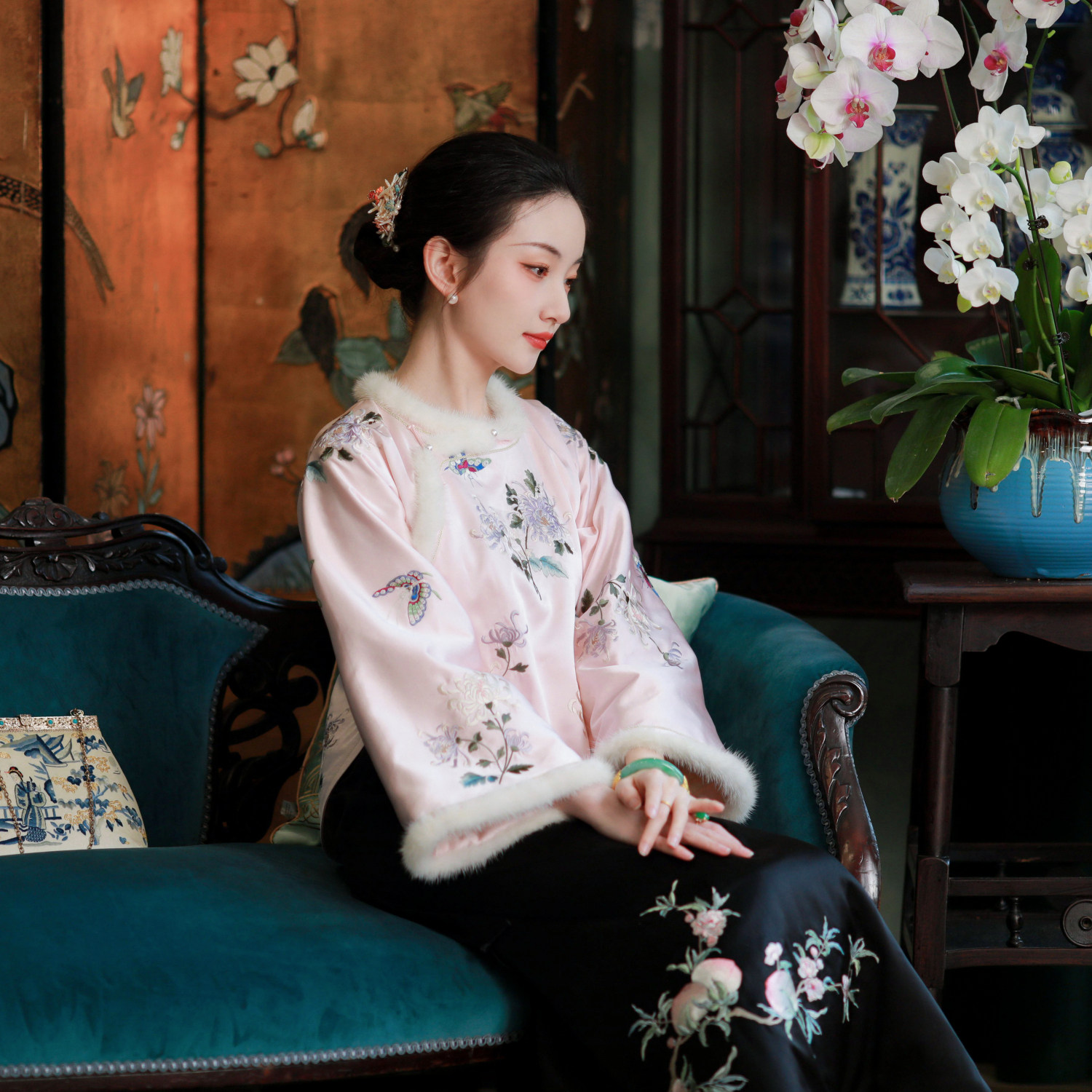 粉韵琅华丨一城风絮丨秋冬真丝缎貂毛绣花保暖倒大袖国风毛条上衣,女装/女士精品,汉服上装,淘宝优惠券,粉丝福利购,淘宝优惠卷