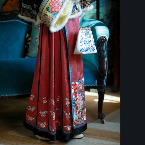 云亭蝶晚粉色丨一城风絮丨马面裙