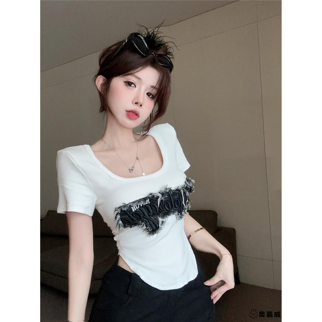 美式不规则方领短袖t恤女秋季新款纯欲甜辣