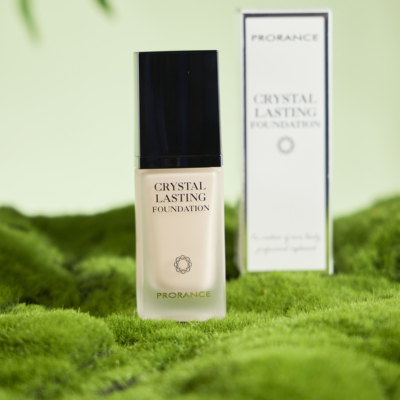 无论何时何地都更加自信干皮粉底