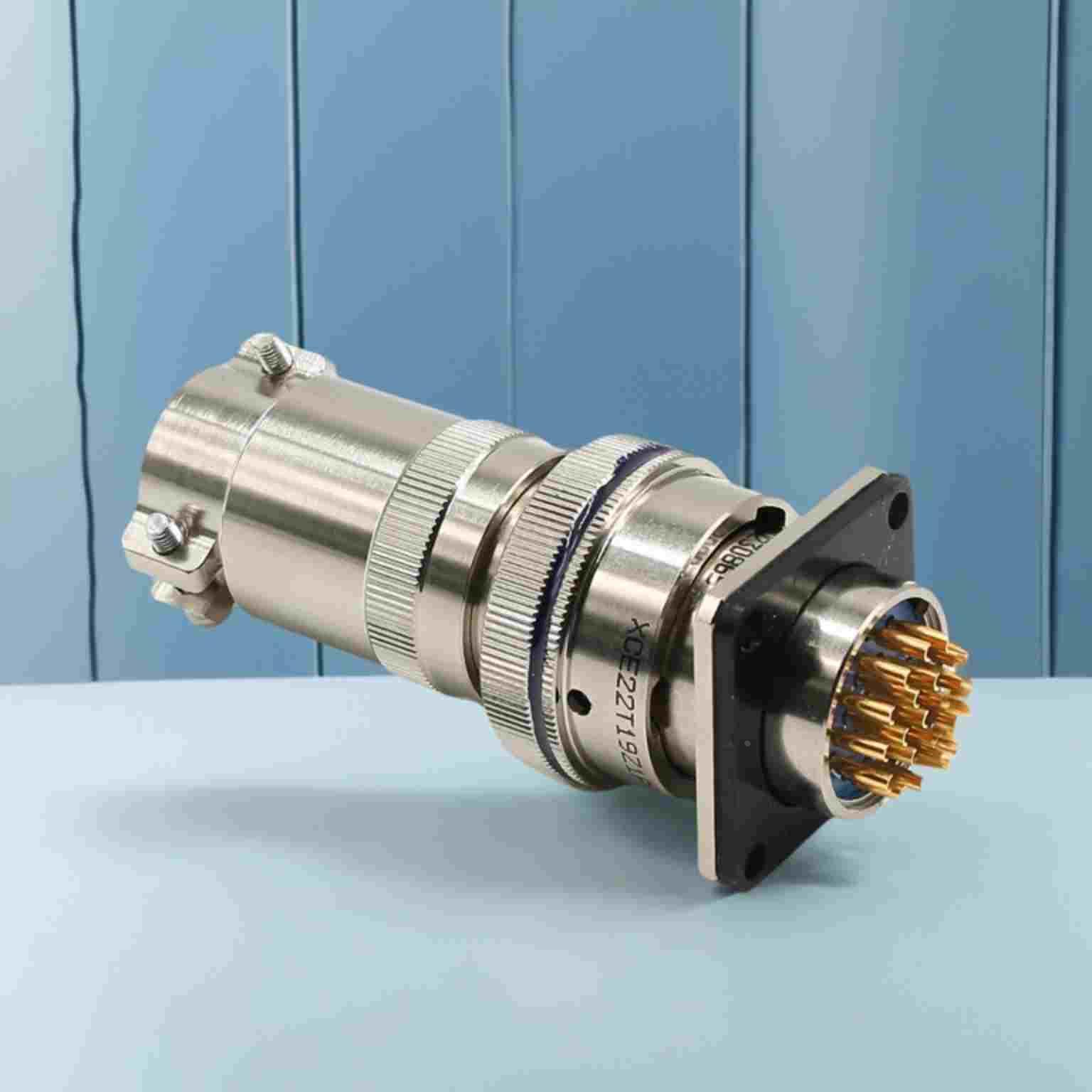 XCE22T19Z1P1 XCE22F19K1D1圆形电连接器 19芯航空插头座 接插件