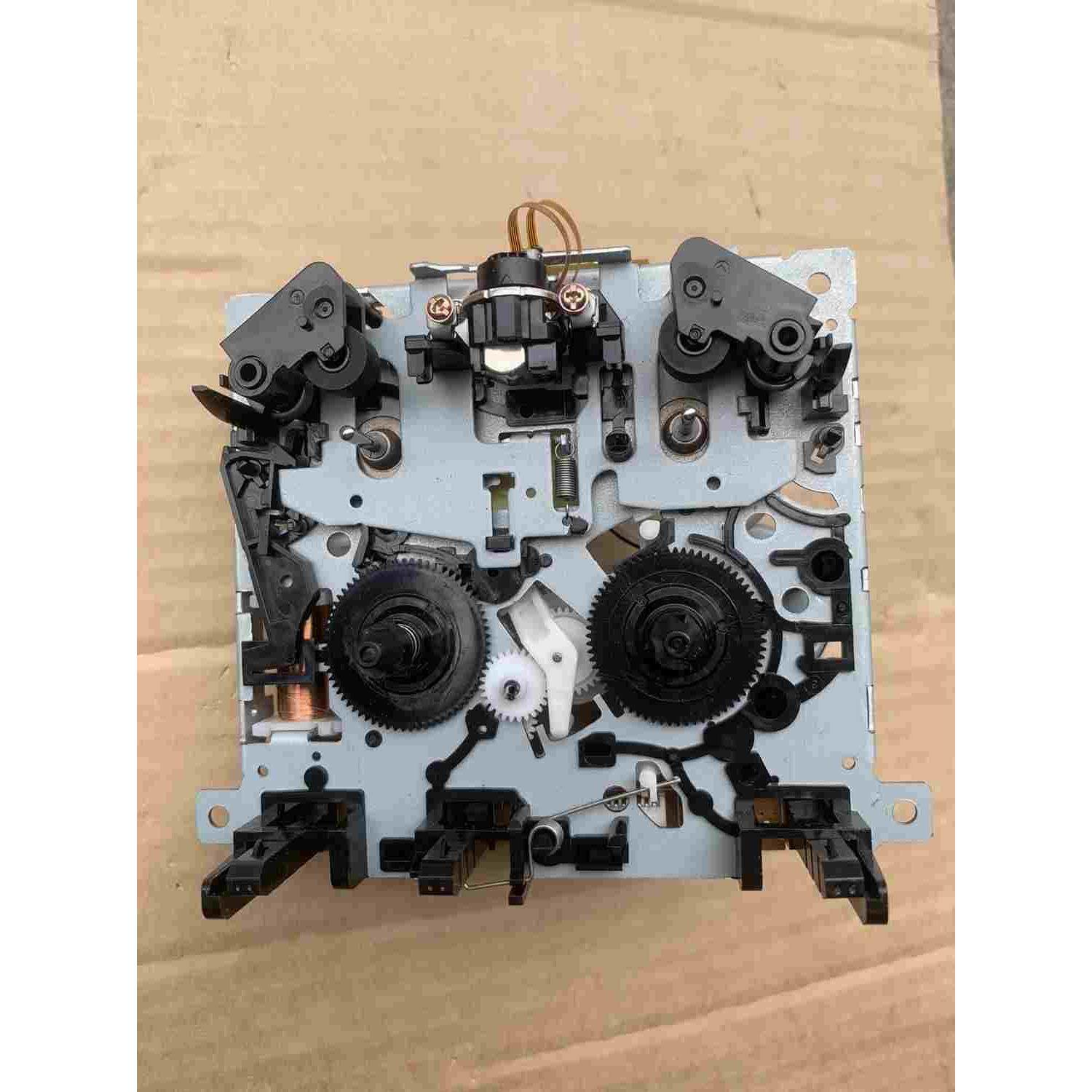 日本 ALPS电控磁带录音机机芯 小传动带坏掉了 长度65mm 缺小皮带