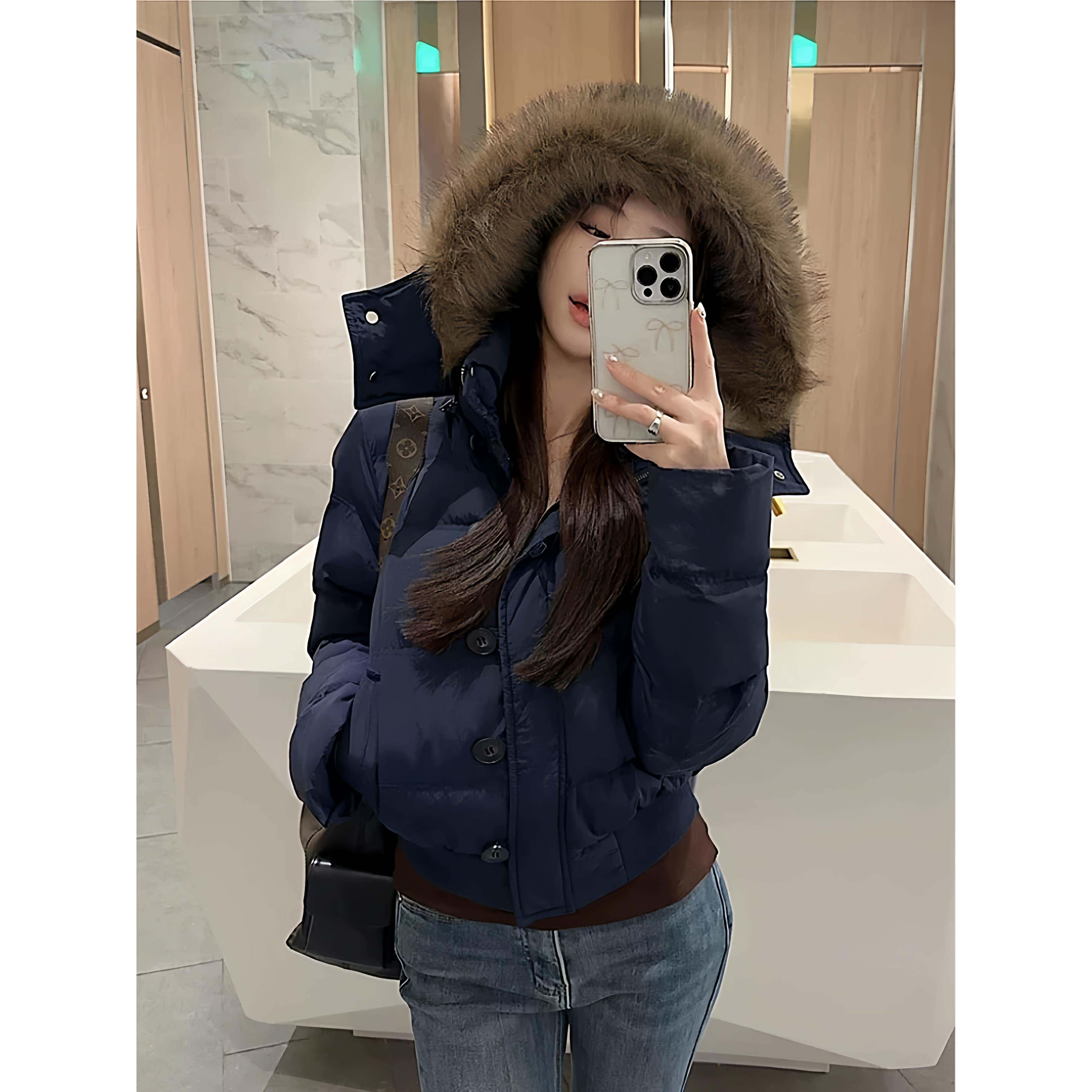 南区菲奥娜大皮领羽绒棉袄女士2025冬季新短加厚棉大衣娇小的数字