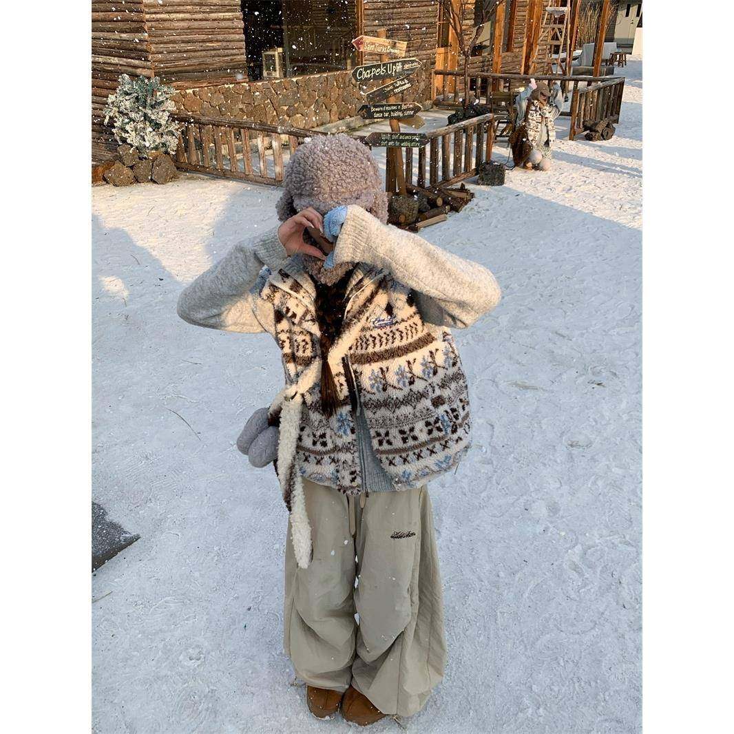 195大喜 费尔岛羊羔毛马甲女秋冬叠穿百搭宽松休闲立领棉服外套潮