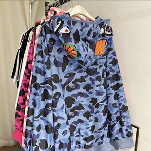 夏季新款情侣迷彩鲨鱼嘴防晒衣服印花外套连帽宽松薄款设计感上衣