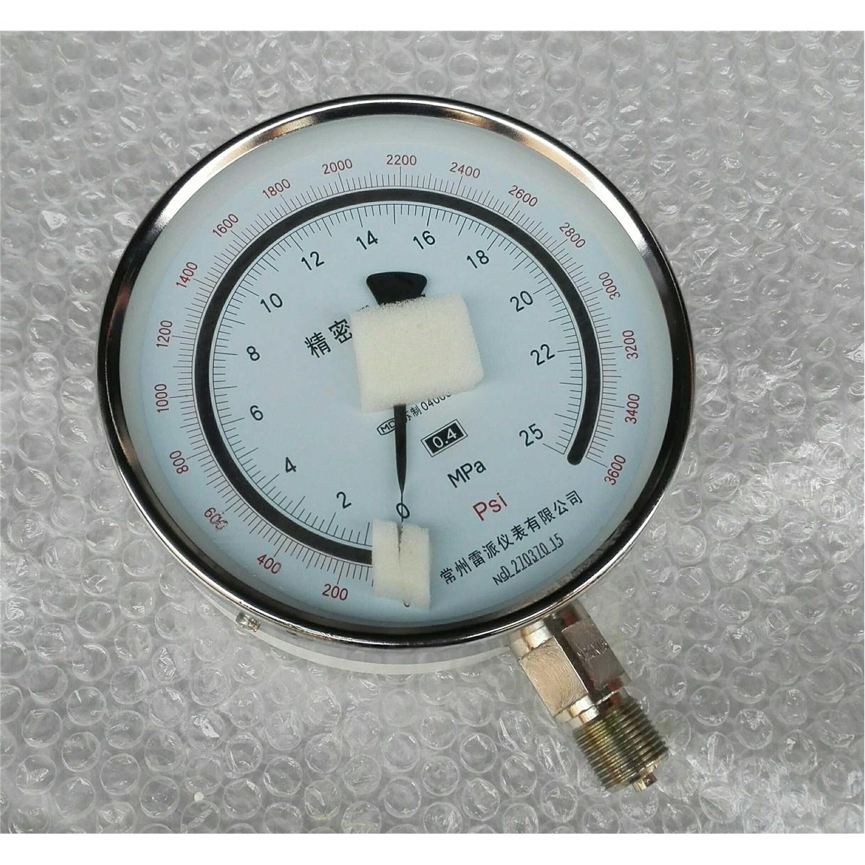 雷派 25mpa精密压力表 直径150毫米 度0.4级 外径150mm 径向